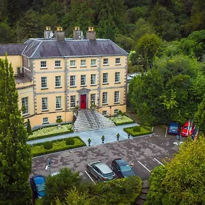 **** Hotel Maryborough & Ireland
