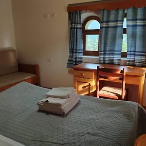 Gjecaj And Restaurant Bed and breakfast Theth