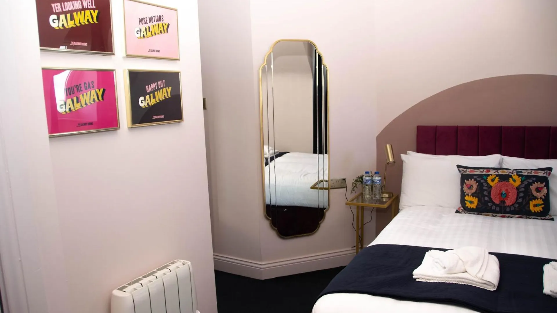 The Galway Rooms 0*,  Ireland