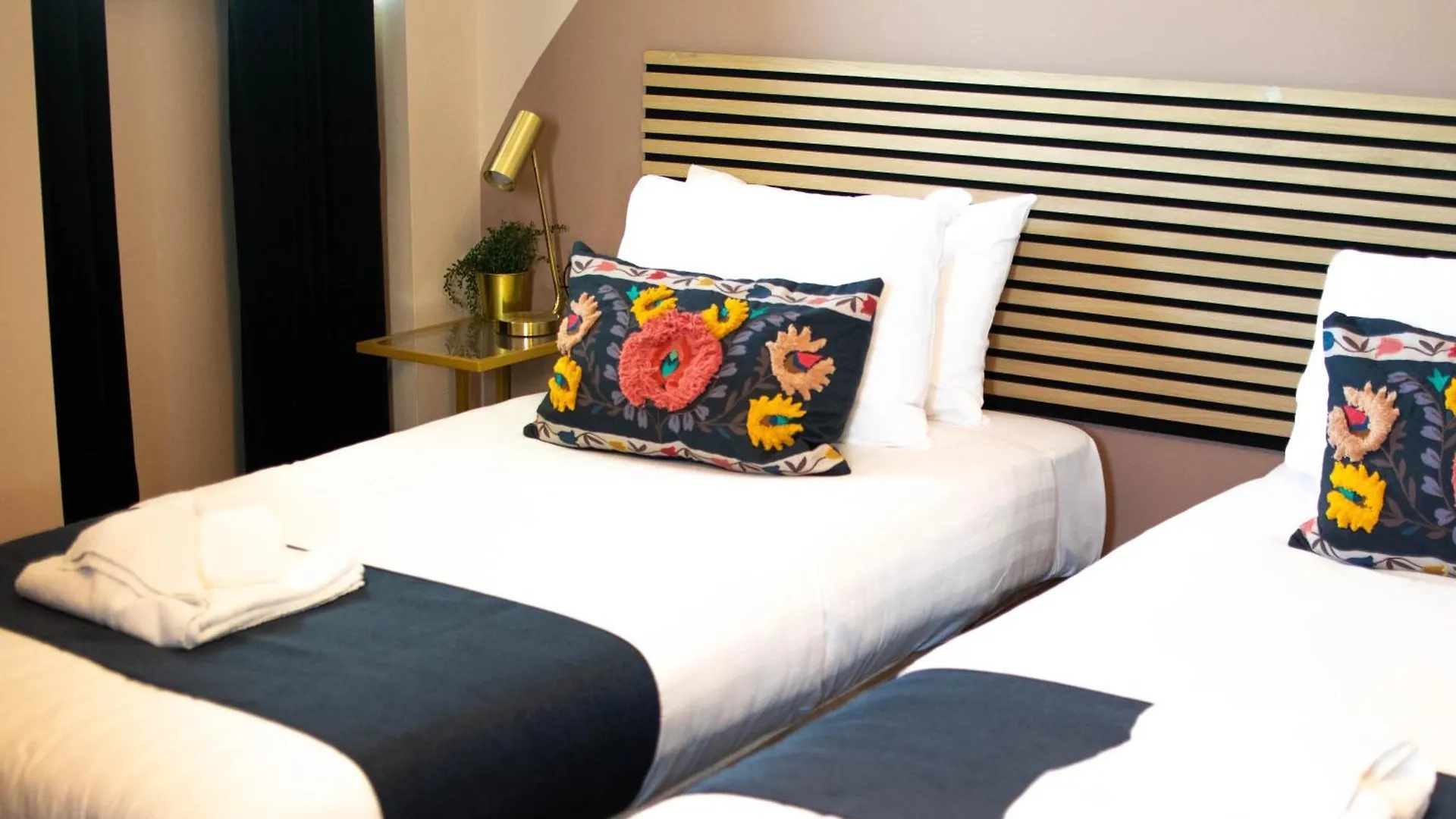 Hotel The Galway Rooms